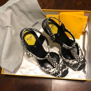 Fendi Heels size 38